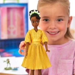 Tiana Disney Story Doll – The Princess And The Frog – 11 1/2'' -Fashion Clothing Store 1610040902065 2