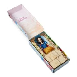 Disney Snow White Classic Doll – 11 1/2'' 11 Disney Snow White Classic Doll – 11 1/2'' -Fashion Clothing Store 6001040901706 2